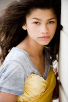 Zendaya Coleman : zendaya-coleman-1382310230.jpg