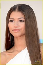 Zendaya Coleman : zendaya-coleman-1385408126.jpg