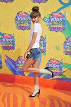 Zendaya Coleman : zendaya-coleman-1396184641.jpg