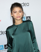 Zendaya Coleman : zendaya-coleman-1454096936.jpg