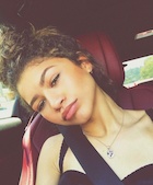 Zendaya Coleman : zendaya-coleman-1491774121.jpg