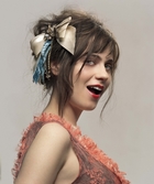 Zooey Deschanel : zooey-deschanel-1362503386.jpg