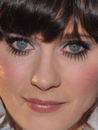 Zooey Deschanel : zooey-deschanel-1362635849.jpg