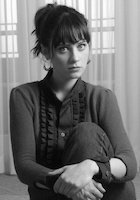 Zooey Deschanel : zooey-deschanel-1469896611.jpg